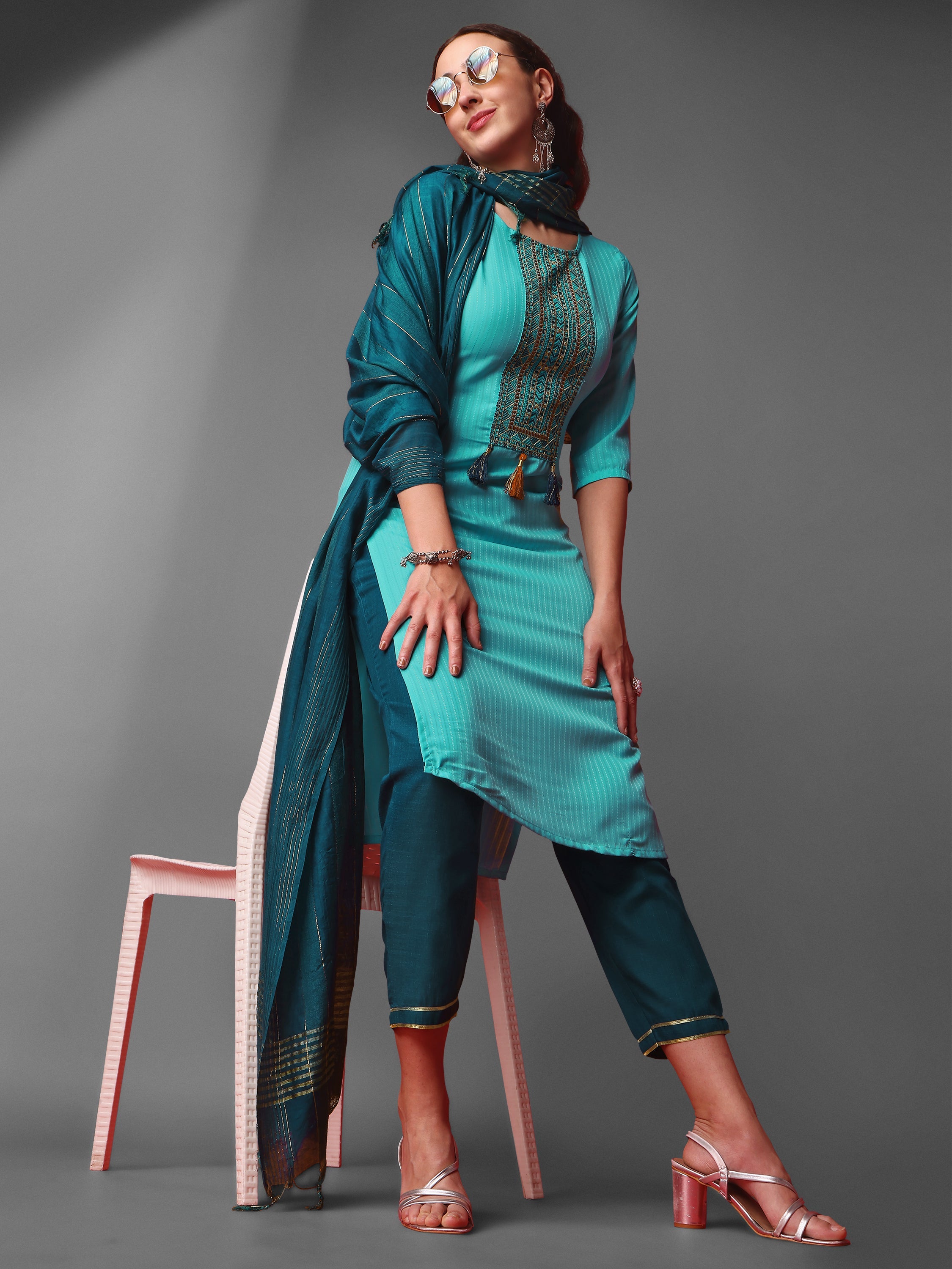 Women  Embroidered Viscose Rayon Blend kurta,Pant and dupatta